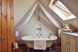 Photo 19- click for photo gallery